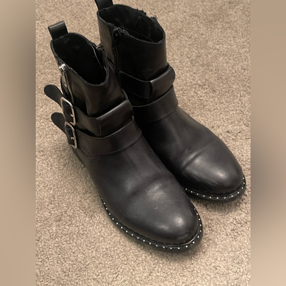 Nice Italian leather boots.